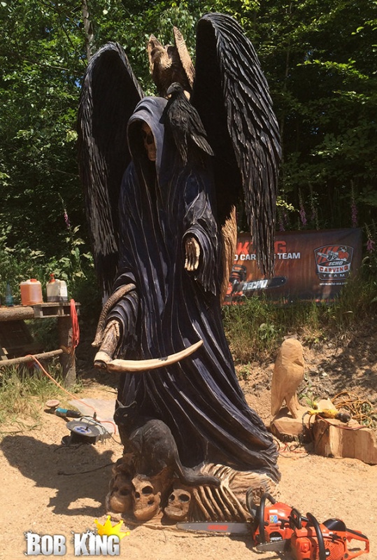 Name:  Chainsaw-Carving-by-Bob-King3.jpg
Views: 314
Size:  232.4 KB