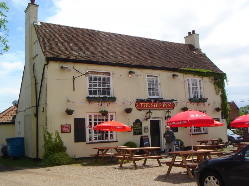 Name:  ship_inn-great_holland-frinton_on_sea-full-size.jpg
Views: 1716
Size:  183.8 KB