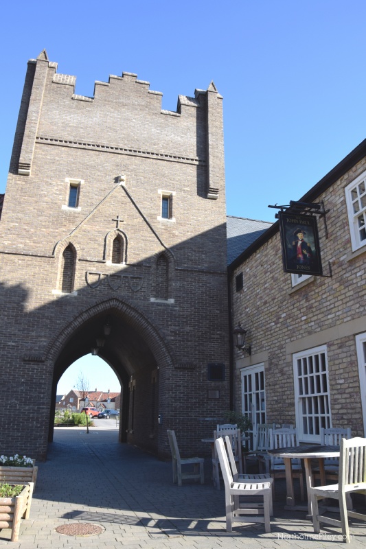 Name:  John-Paul-Jones-Pub-The-Bay-FIley-Yorkshire.jpg
Views: 1537
Size:  165.4 KB