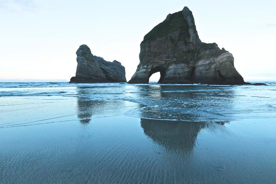 Name:  wharariki-beach-archway.jpg
Views: 376
Size:  27.0 KB