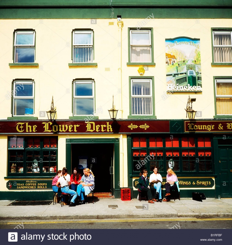 Name:  a-pub-in-dublin-called-the-lower-deck-B1RFBF.jpg
Views: 3729
Size:  253.0 KB