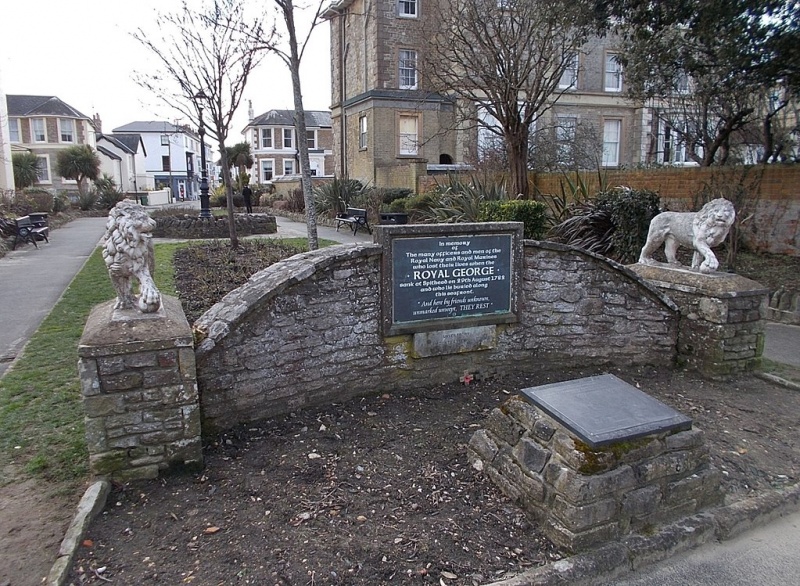 Name:  1024px-HMS_Royal_George_memorial,_Ryde,_Isle_of_Wight,_UK.jpg
Views: 5688
Size:  281.6 KB