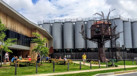 Name:  dogfish-head-brewery.jpg
Views: 30954
Size:  52.1 KB