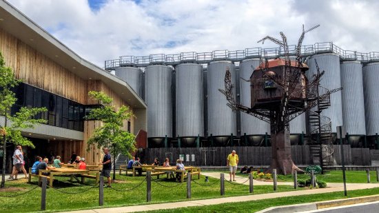 Name:  dogfish-head-brewery.jpg
Views: 30424
Size:  52.1 KB