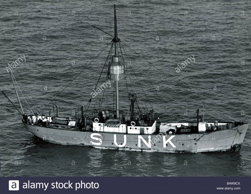 Name:  one-of-the-trinity-lightships-on-the-goodwin-sands-called-sunk-transport-B4W9CX.jpg
Views: 2400
Size:  226.8 KB